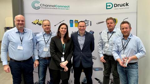 Tormatic er stolte over å ha mottatt Druck’s Engagement Award under årets Channel Connect i Toulouse, Frankrike. Prisen ble overrakt av Gordon Docherty (Druck Vice President) og Letizia Caselle (Global Commercial Leader) – en flott anerkjennelse av vårt engasjement og samarbeid med Druck!

 